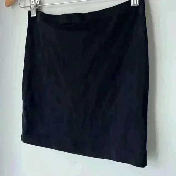 H&M Black Stretchy Pull On Basic Casual Mini Skirt Grunge Whimsigoth Punk XS - Picture 3 of 7